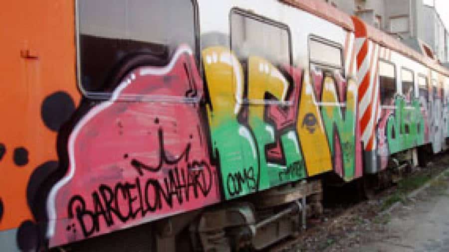 Cómo se integra el arte urbano en las estaciones de tren