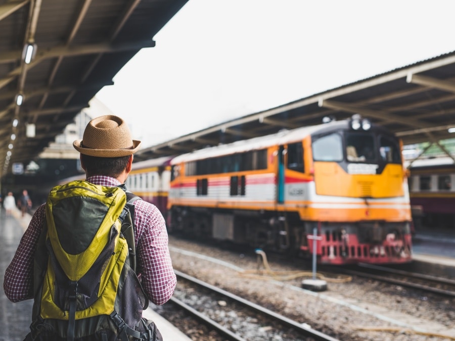 Cuáles son las ventajas de viajar en tren en grupo