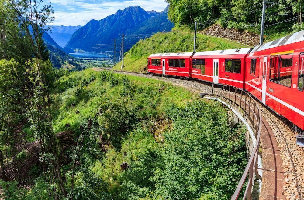 Desafíos y aventuras al viajar en tren por la alta montaña