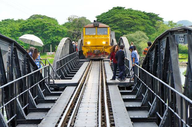 Qué tradiciones de viaje en tren se observan en Asia